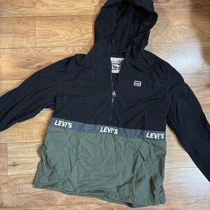 Levi's Tasian Black and Green Hooded Windbreaker 1/4 zip